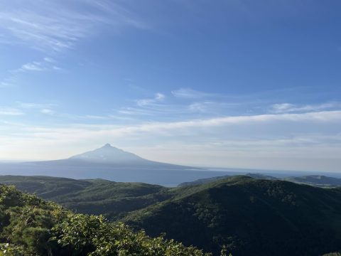 北海道の夏　利尻富士